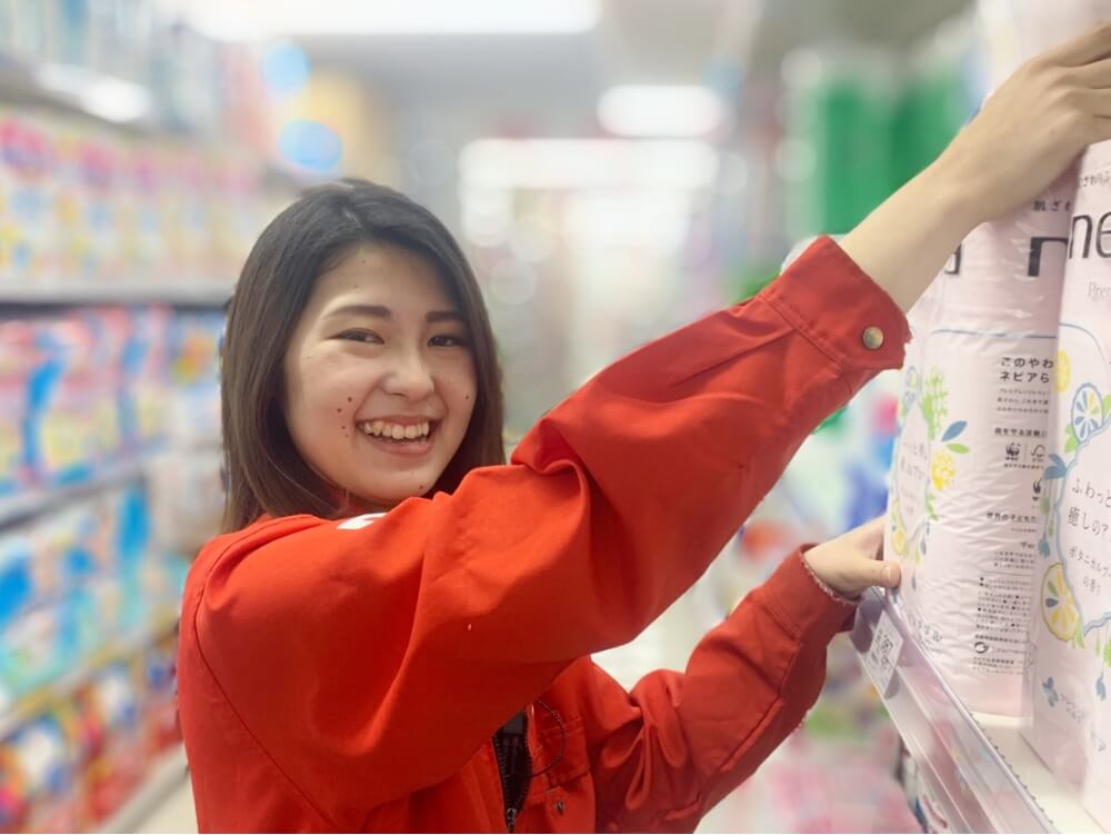 店舗運営職 ( / 2016年入社)